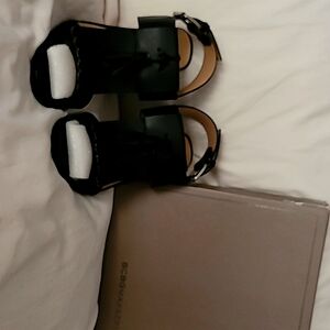 BCBGMAXAZRIA